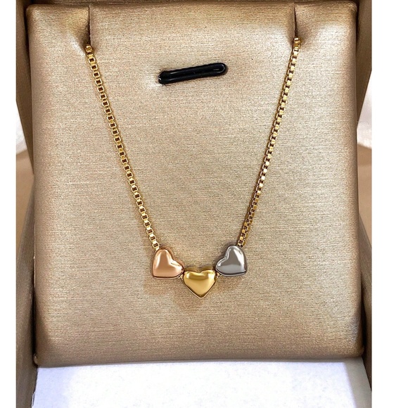 Luxe Tri color Stainless Steel Heart Adjustable Chain necklace - Picture 2 of 3